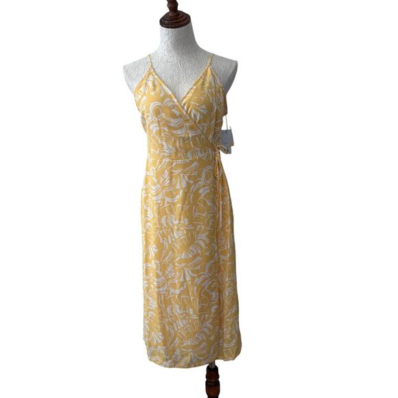 Nine West butter yellow wrap midi dress M adjustable strap resort sundress NWT - Picture 2 of 12